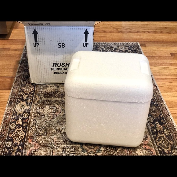 Propak Styrofoam Insulated Cooler in Shipping Container, 8 x 8 x 6 Interior - Picture 2 of 7